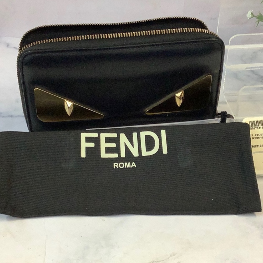 GUC Fendi Black Zippy Wallet with Gold Accents